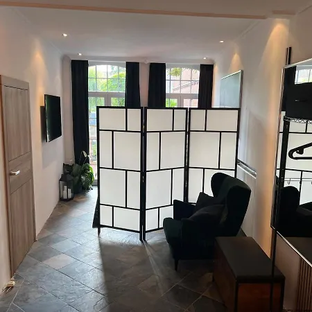 Zentrumsnahes Mit Terrasse Und Parkplatz Apartment *